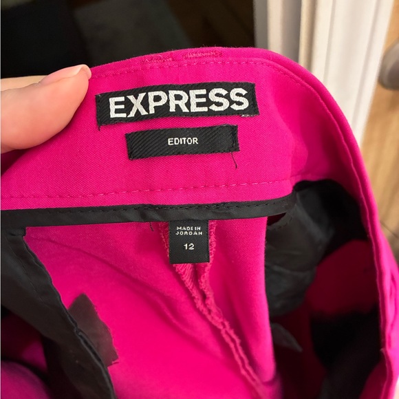 Express Vibrant Pink Cropped Editor Mid Rise Pants - Picture 4 of 4